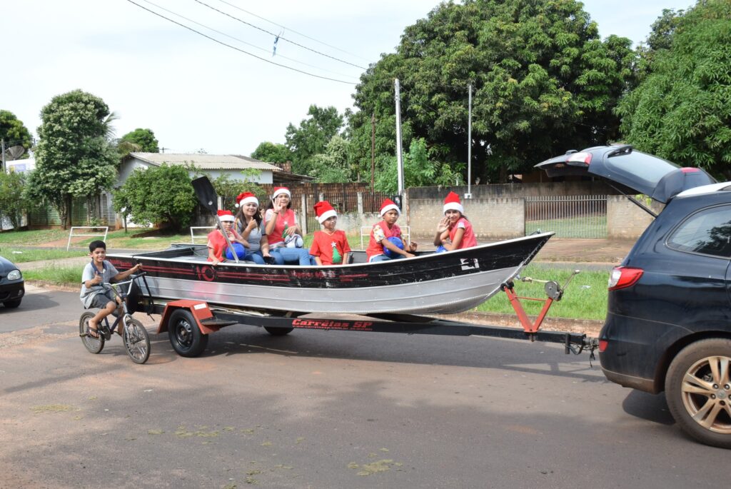 Prefeitura de Iguatemi promove a 3ª edição do Natal Feliz, com tarde de lazer e presentes para as crianças