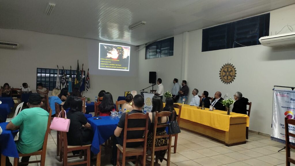 Rotary Club de Amambai comemora 71 anos e realiza concurso de redação