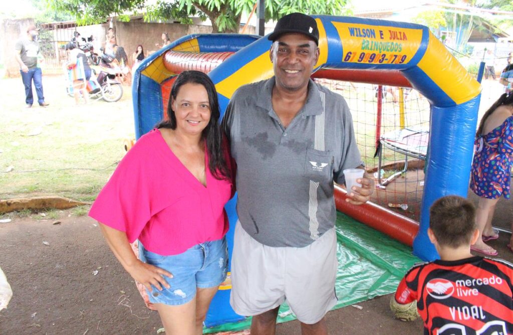 Sucesso total 14º Natal Solidário Amigos da Janete Córdoba distribuiu mais de 1.500 brinquedos em Amambai