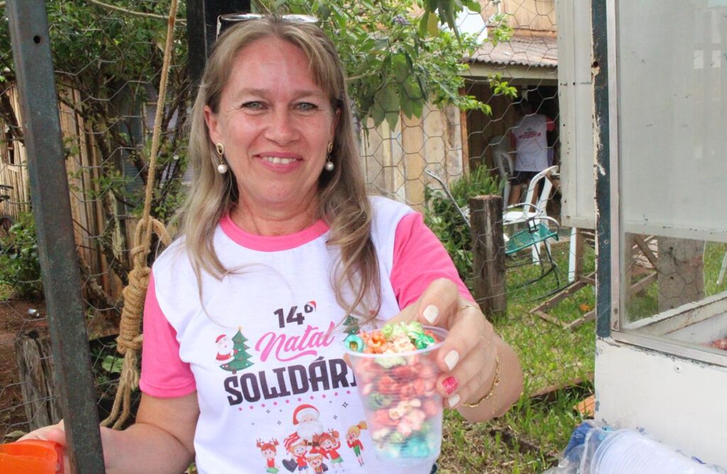 Sucesso total 14º Natal Solidário Amigos da Janete Córdoba distribuiu mais de 1.500 brinquedos em Amambai