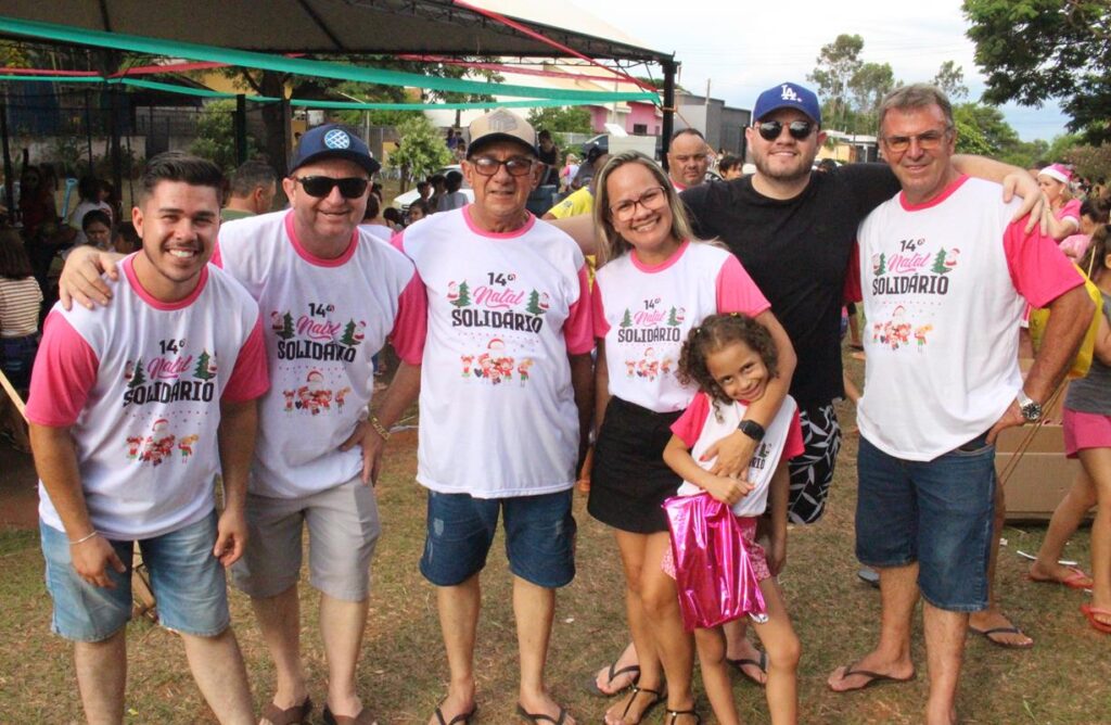 Sucesso total 14º Natal Solidário Amigos da Janete Córdoba distribuiu mais de 1.500 brinquedos em Amambai