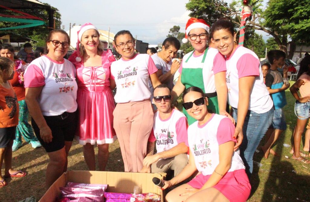 Sucesso total 14º Natal Solidário Amigos da Janete Córdoba distribuiu mais de 1.500 brinquedos em Amambai