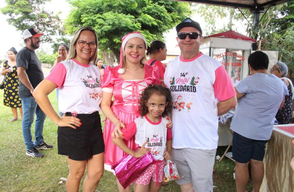 Sucesso total 14º Natal Solidário Amigos da Janete Córdoba distribuiu mais de 1.500 brinquedos em Amambai