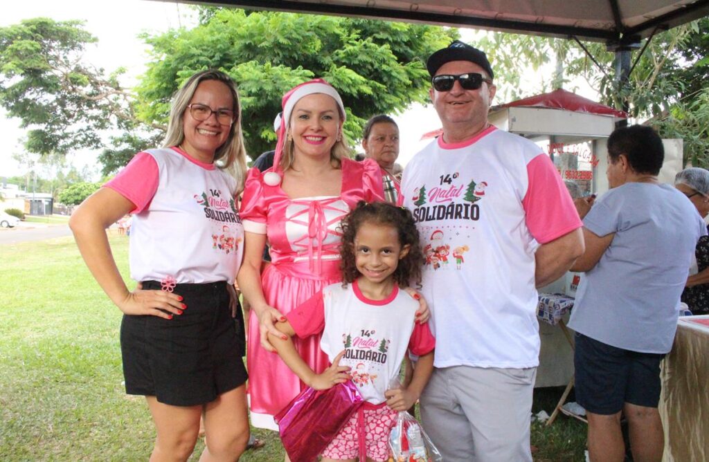 Sucesso total 14º Natal Solidário Amigos da Janete Córdoba distribuiu mais de 1.500 brinquedos em Amambai