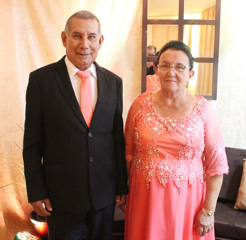 Bodas de Ouro, 50 anos de casados de Maria Marques Almiron e Arlindo Nunes Almiron