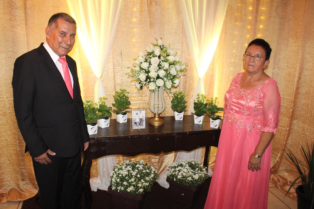 Bodas de Ouro, 50 anos de casados de Maria Marques Almiron e Arlindo Nunes Almiron