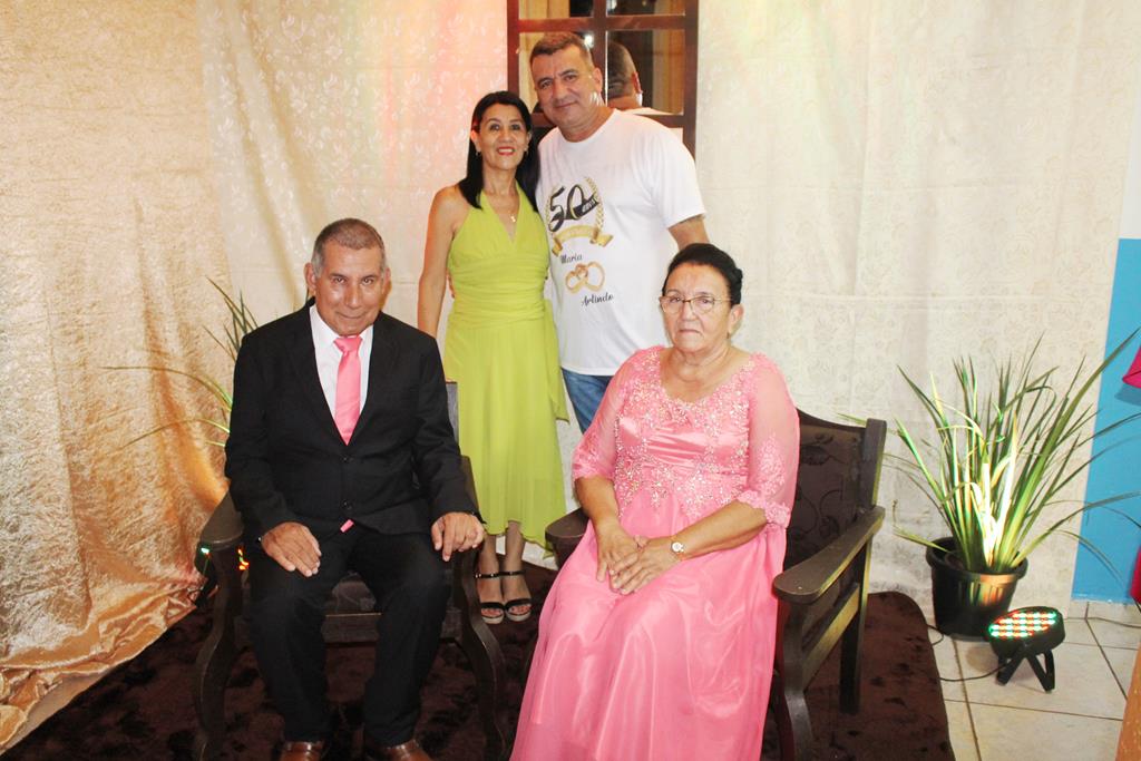 Bodas de Ouro, 50 anos de casados de Maria Marques Almiron e Arlindo Nunes Almiron