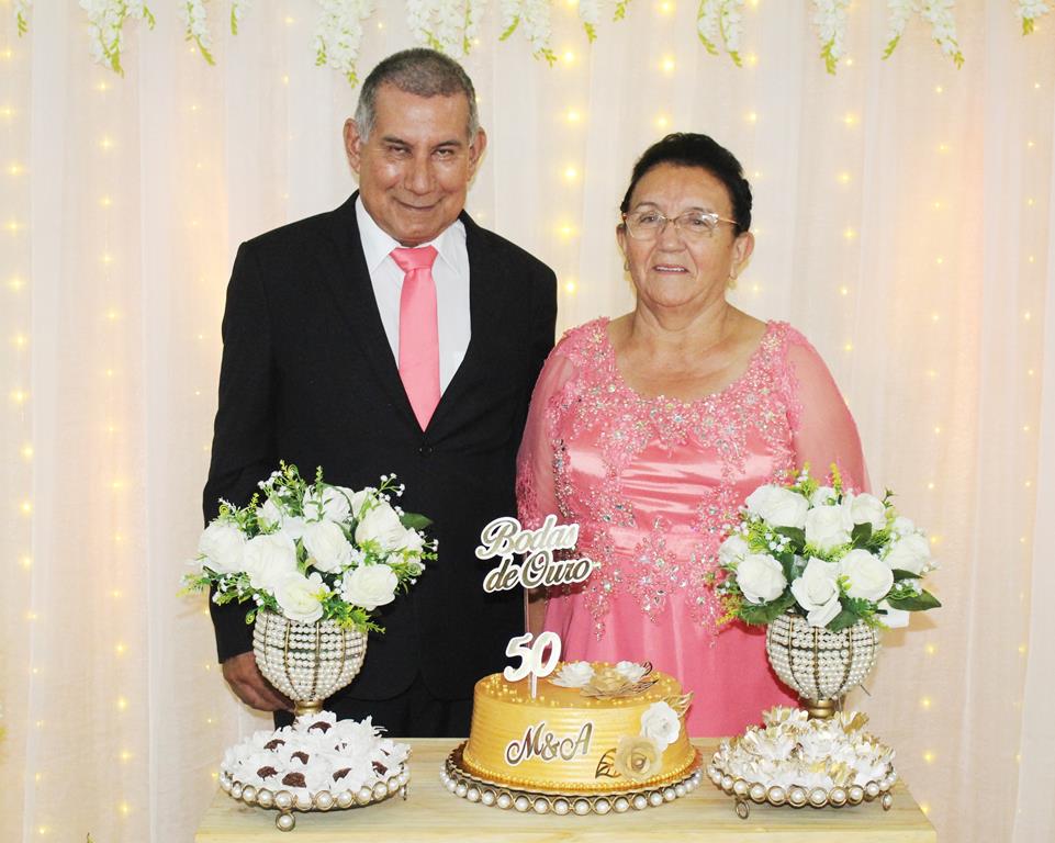 Bodas de Ouro, 50 anos de casados de Maria Marques Almiron e Arlindo Nunes Almiron