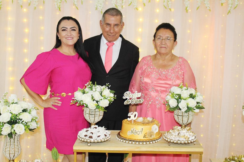 Bodas de Ouro, 50 anos de casados de Maria Marques Almiron e Arlindo Nunes Almiron