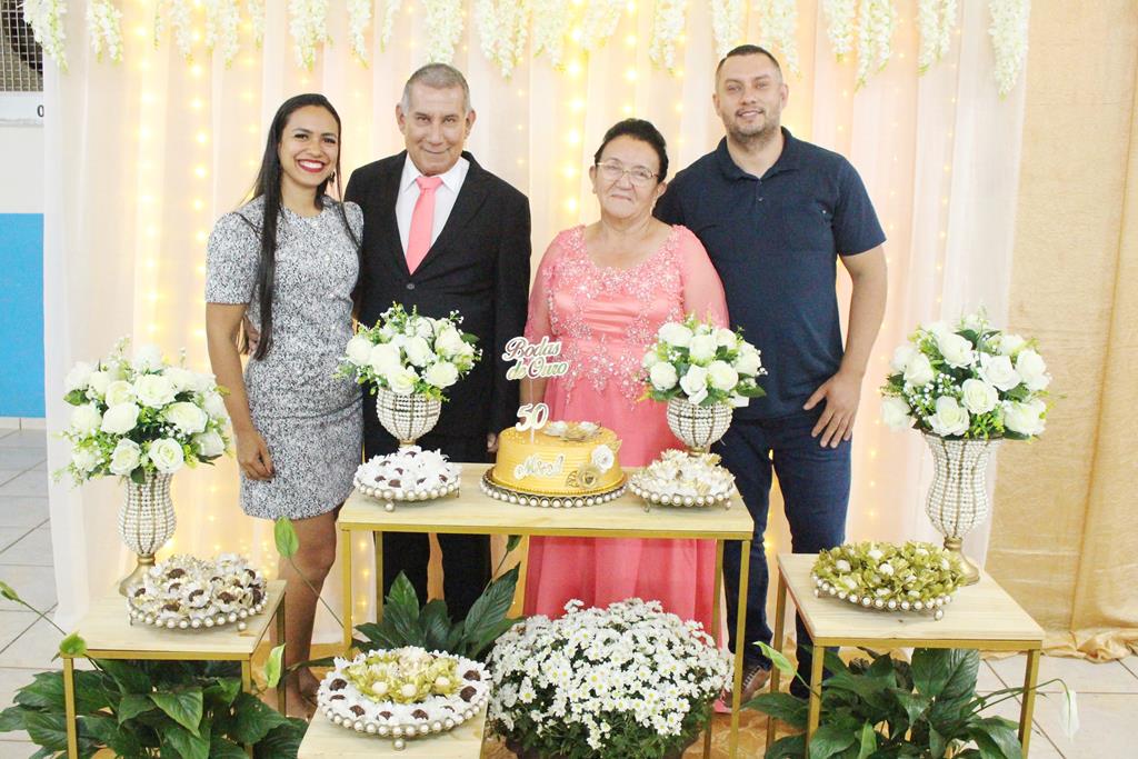 Bodas de Ouro, 50 anos de casados de Maria Marques Almiron e Arlindo Nunes Almiron