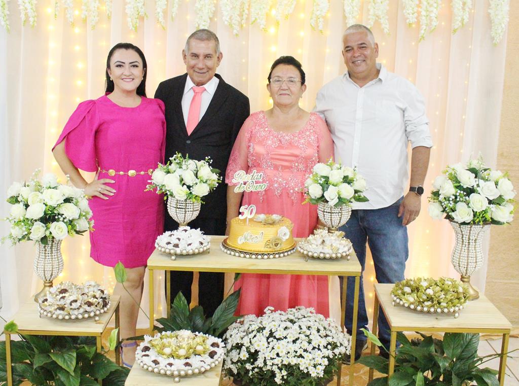 Bodas de Ouro, 50 anos de casados de Maria Marques Almiron e Arlindo Nunes Almiron