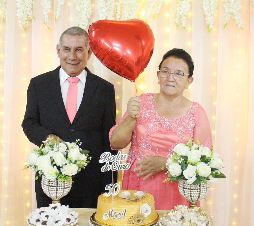 Bodas de Ouro, 50 anos de casados de Maria Marques Almiron e Arlindo Nunes Almiron