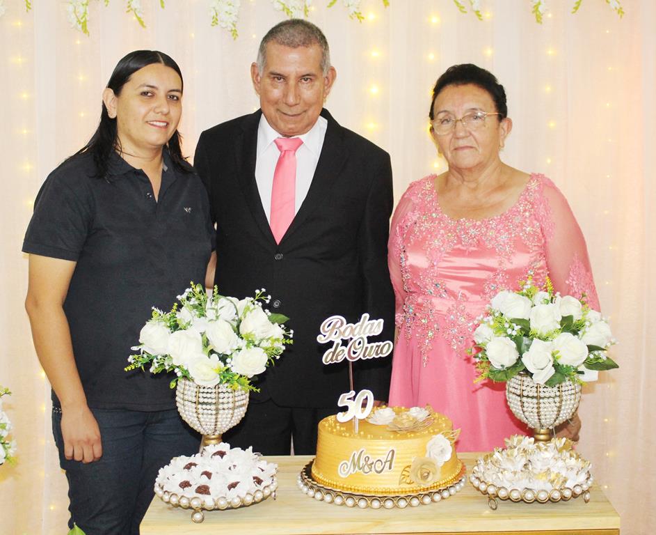 Bodas de Ouro, 50 anos de casados de Maria Marques Almiron e Arlindo Nunes Almiron