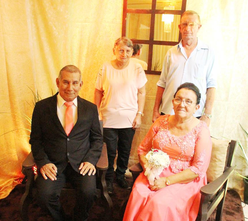 Bodas de Ouro, 50 anos de casados de Maria Marques Almiron e Arlindo Nunes Almiron