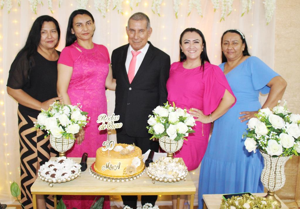 Bodas de Ouro, 50 anos de casados de Maria Marques Almiron e Arlindo Nunes Almiron