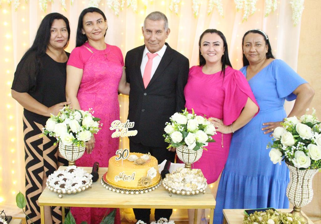 Bodas de Ouro, 50 anos de casados de Maria Marques Almiron e Arlindo Nunes Almiron