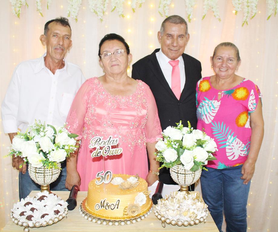 Bodas de Ouro, 50 anos de casados de Maria Marques Almiron e Arlindo Nunes Almiron