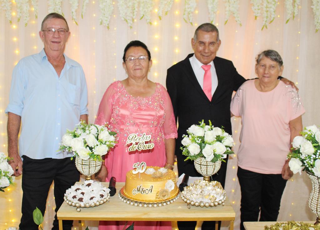 Bodas de Ouro, 50 anos de casados de Maria Marques Almiron e Arlindo Nunes Almiron