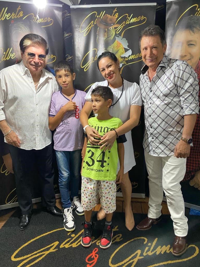 5 mil pessoas participaram da Festa da Virada em Iguatemi, com o show da dupla nacional Gilberto & Gilmar