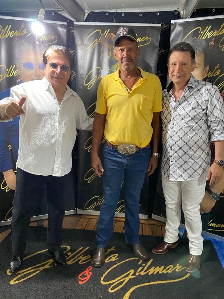 5 mil pessoas participaram da Festa da Virada em Iguatemi, com o show da dupla nacional Gilberto & Gilmar