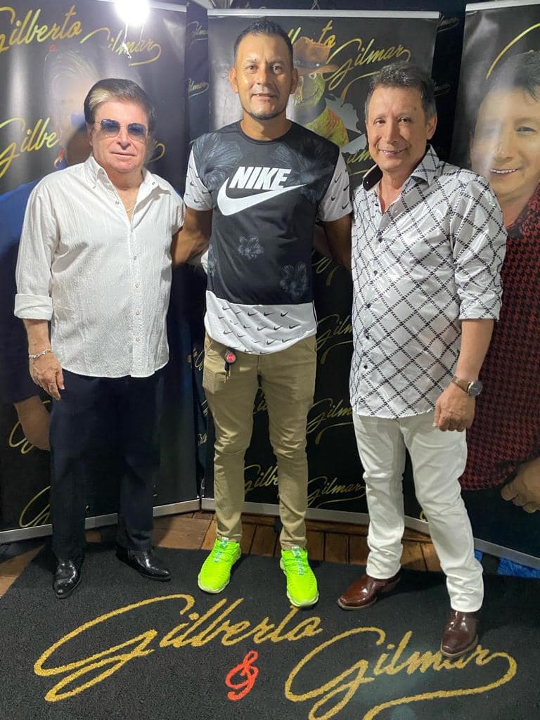 5 mil pessoas participaram da Festa da Virada em Iguatemi, com o show da dupla nacional Gilberto & Gilmar