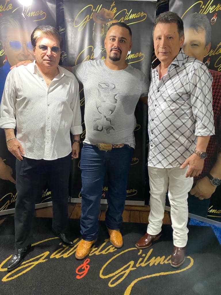 5 mil pessoas participaram da Festa da Virada em Iguatemi, com o show da dupla nacional Gilberto & Gilmar