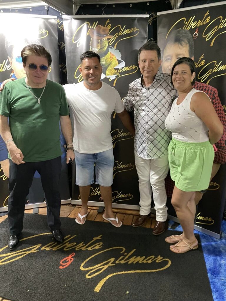 5 mil pessoas participaram da Festa da Virada em Iguatemi, com o show da dupla nacional Gilberto & Gilmar