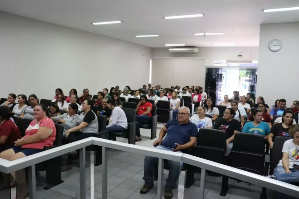 Posse marca mudança de agentes de saúde e combate a endemias ao regime estatutário em Amambai