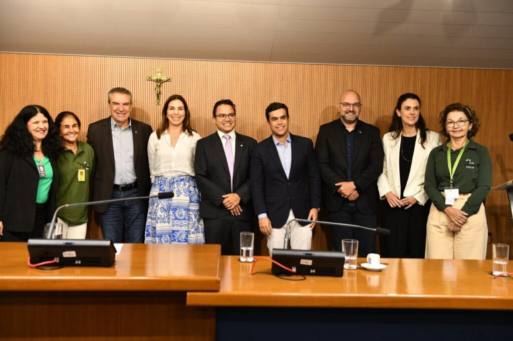 Paulo Corrêa defende valorização do agro e qualificação profissional no Plano Nacional de Educação