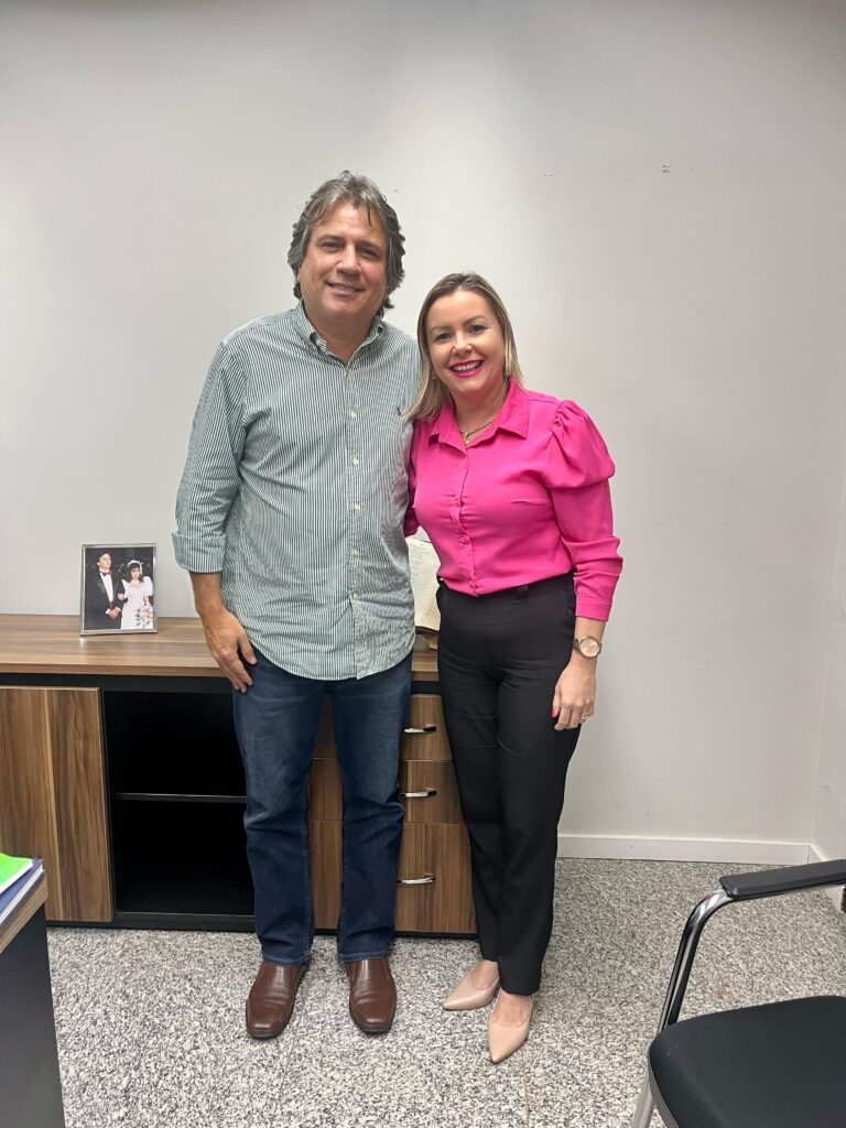 Pré-candidata Janete Córdoba firma parcerias visando governabilidade caso vença as eleições em Amambai