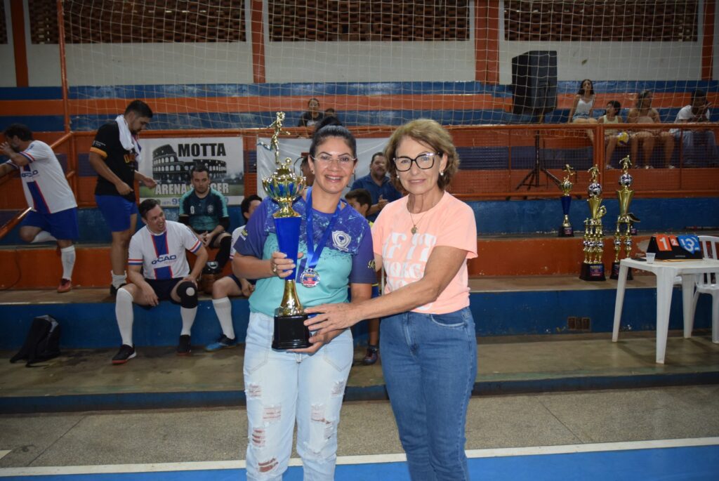 Equipe do Pátio de Obras conquista o bicampeonato do Entre Servidores de Futsal 2024 em Iguatemi