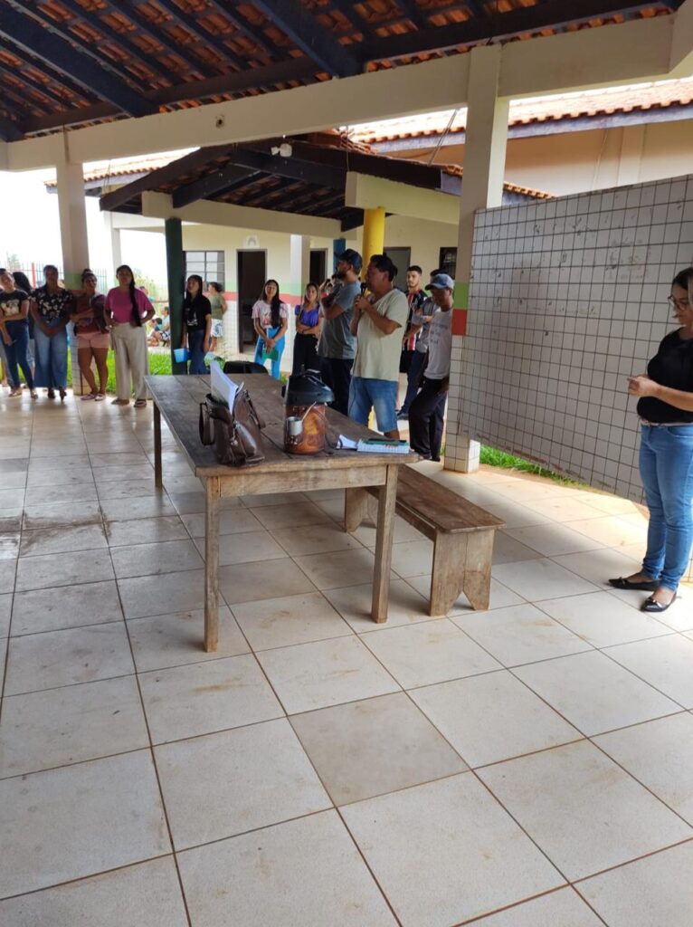 Prefeitura de Paranhos apresenta coordenador e professores para a Escola Municipal Indígena Chico Valiente da Aldeia Sete Cerro