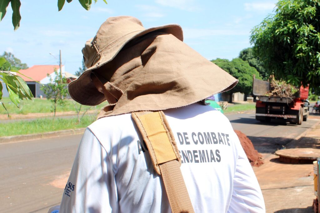 Prefeitura de Naviraí realiza ação conjunta de combate a Dengue nos bairros Odércio de Matos e Ipê