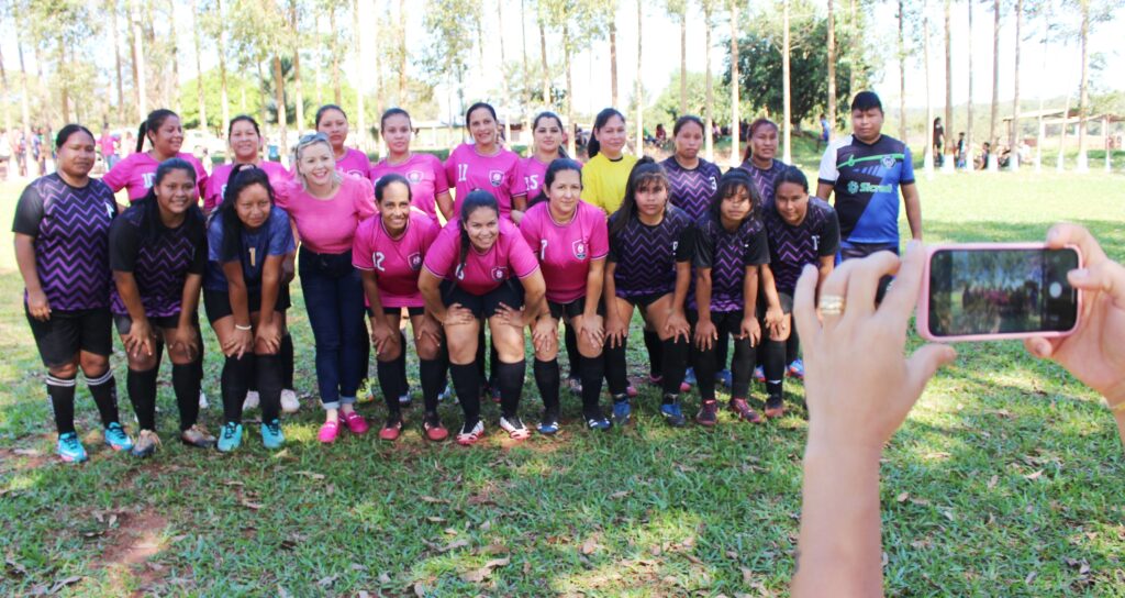 Quatro jogos abriram nesse domingo o 1º Campeonato Rural de Suíço no Loteamento Querência em Amambai