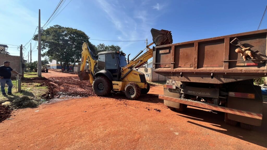 Jardim Élida recebe obra de asfalto e ficará 100% asfaltado