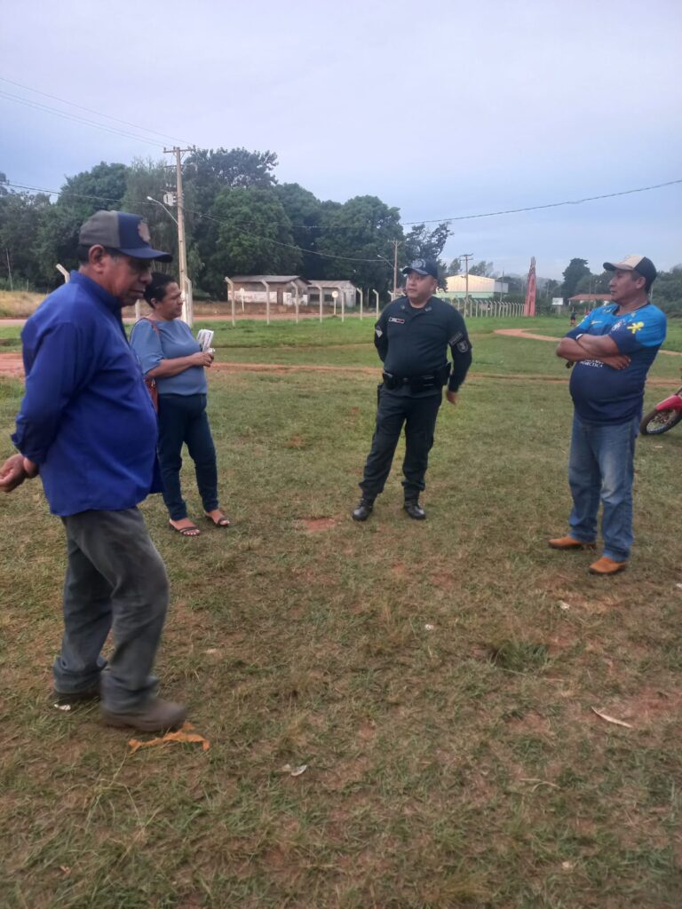 Comandante da Polícia Militar se reúne com membros do Conselho Comunitário de Segurança Indígena (CCSI) das Aldeias Amambai e Limão Verde