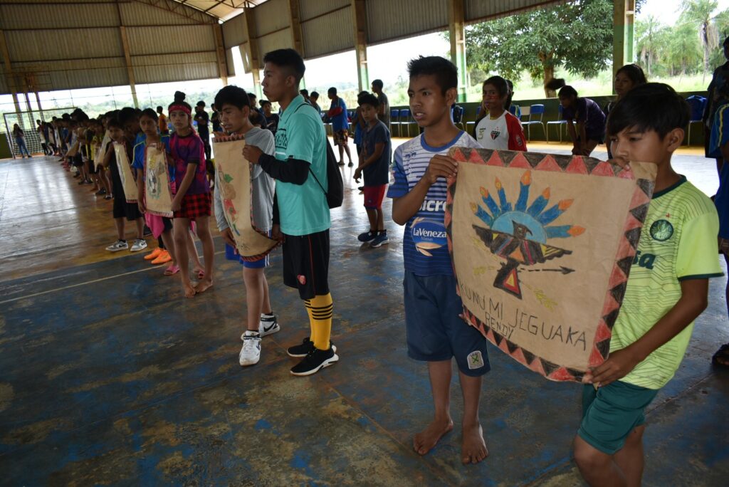 Educação deu início à Semana dos Povos Indígenas em Paranhos