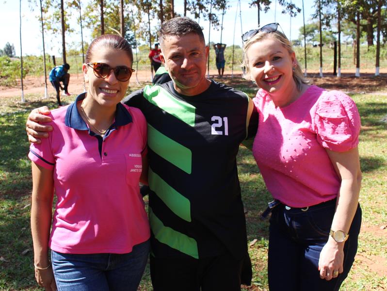 Quatro jogos abriram nesse domingo o 1º Campeonato Rural de Suíço no Loteamento Querência em Amambai