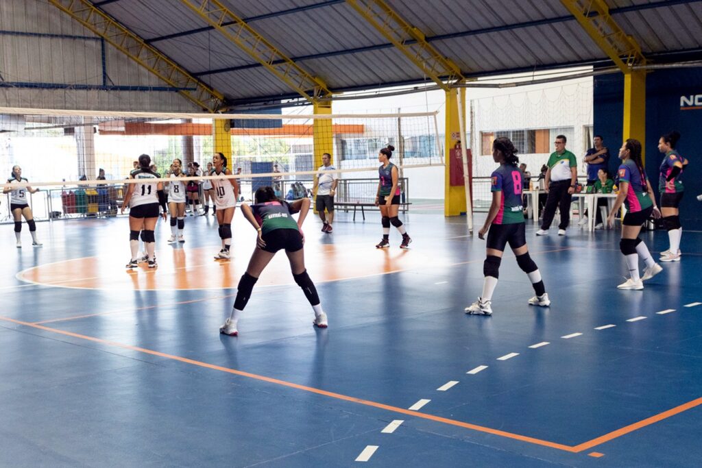 Voleibol feminino de Naviraí disputou os Jogos da Amizade na Capital do Estado