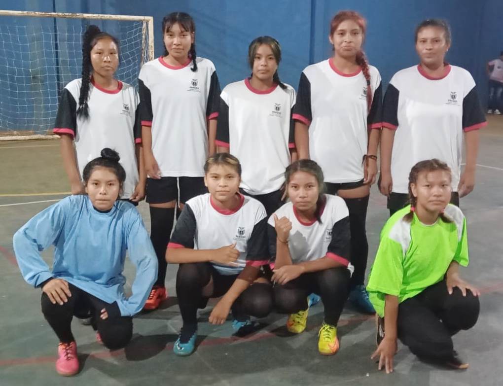 Com 34 equipes campeonato de futsal em alusão a semana dos Povos Indígenas teve início nesta terça em Amambai