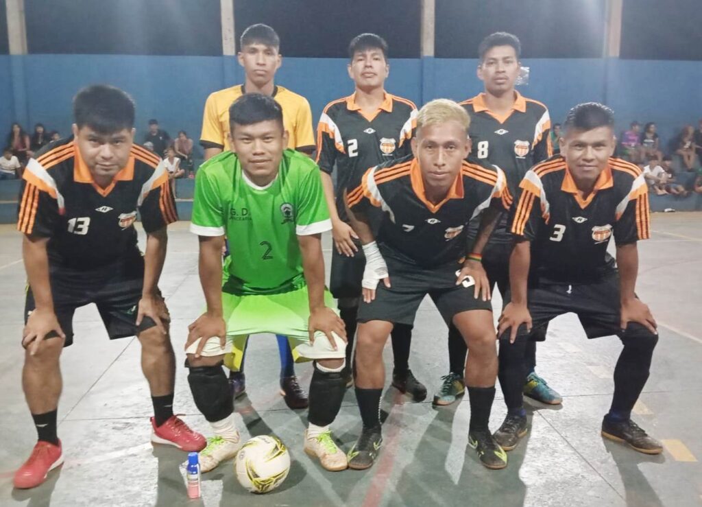 Com 34 equipes campeonato de futsal em alusão a semana dos Povos Indígenas teve início nesta terça em Amambai