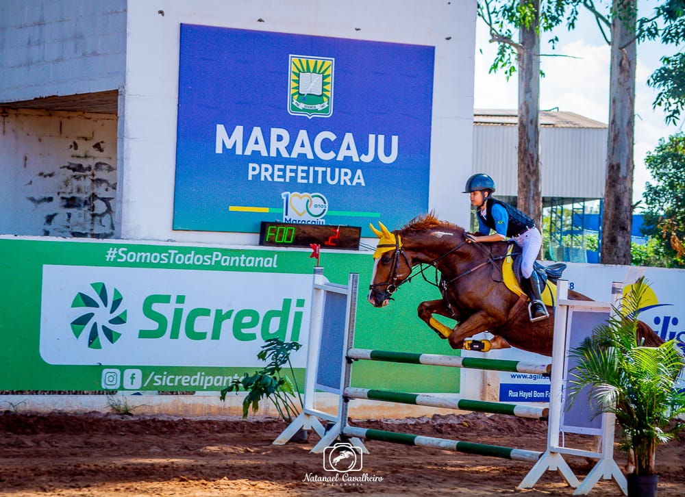 Amazona amambaiense é destaque em competição estadual de hipismo em Maracaju