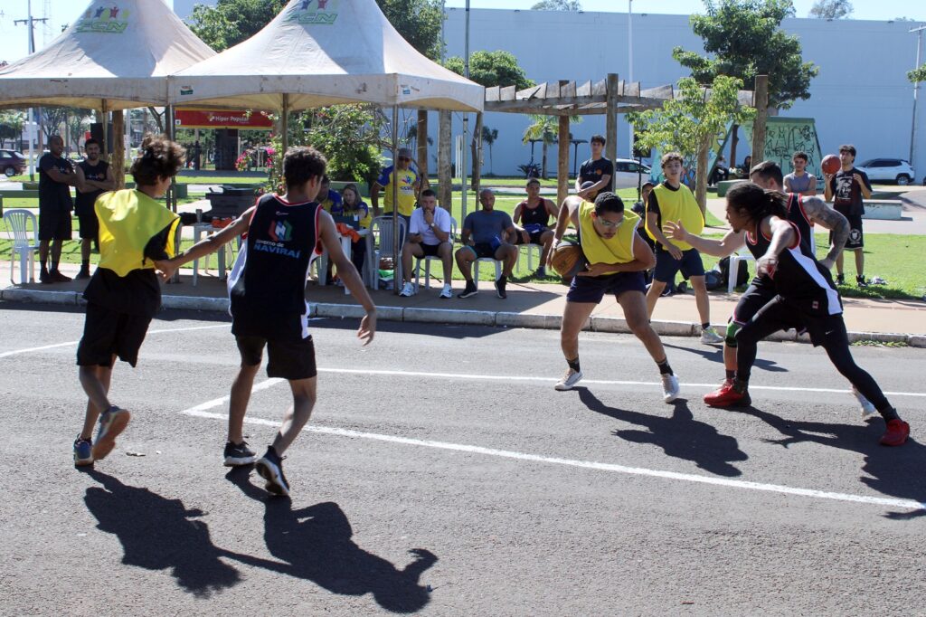 Gerência de Esportes da Prefeitura de Naviraí promoveu Torneio Street de Basquetebol 3x3