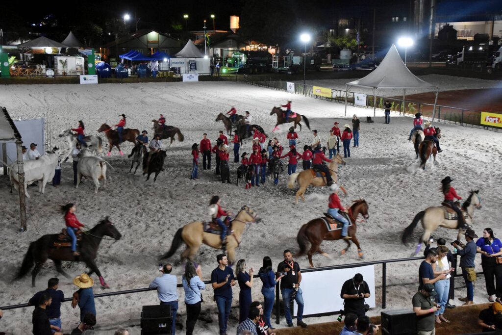 Fiems participa da abertura da Expogrande 2024 em Campo Grande