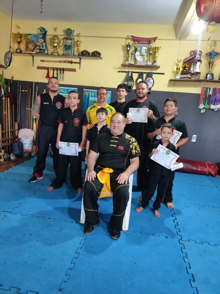 Dragões de Fogo realiza o primeiro exame de faixas do ano para alunos de Kung Fu e Boxe Chinês