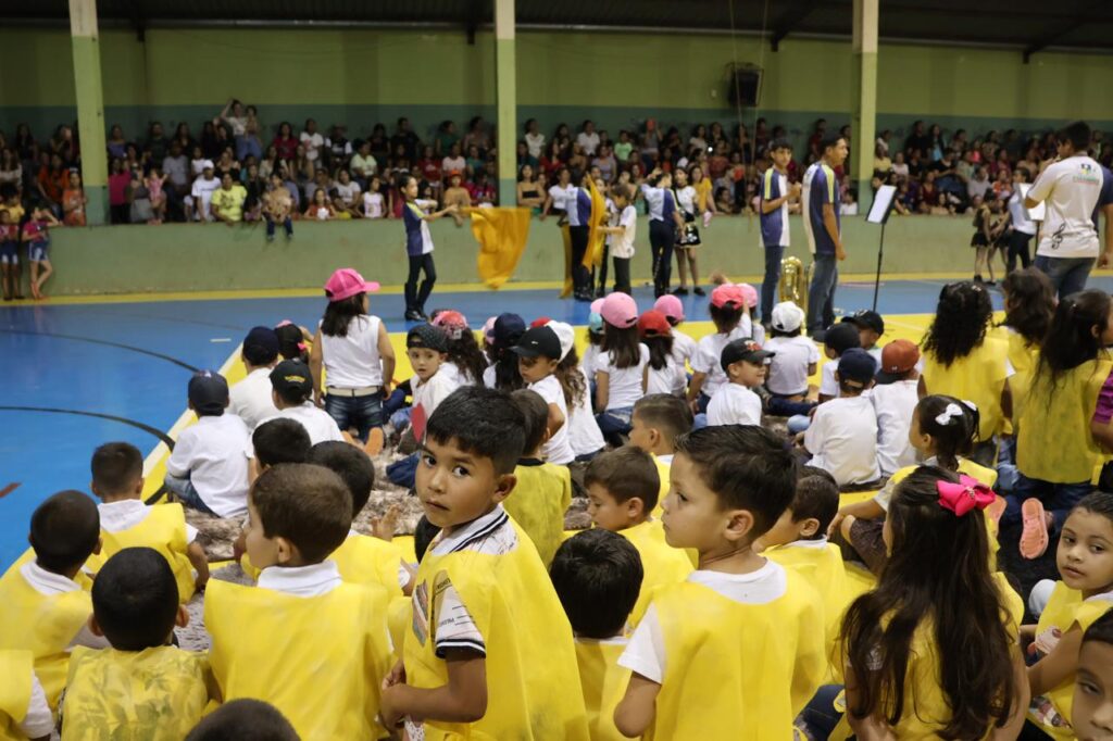 Secretaria de Educação de Paranhos promoveu evento em comemoração ao Dia das Mães