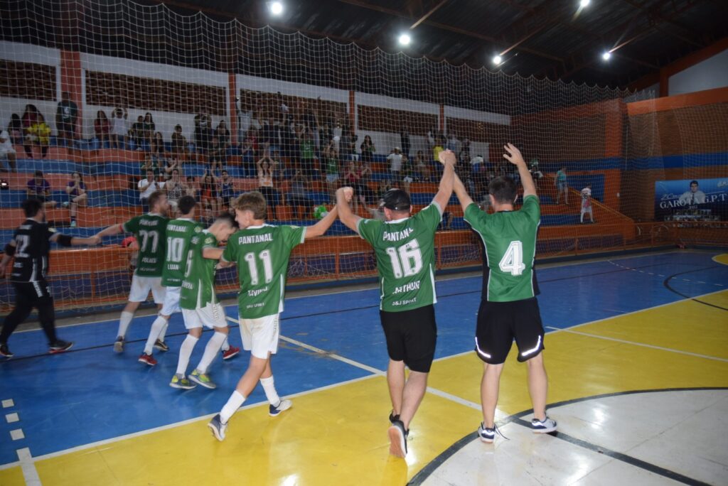 Em jogo eletrizante, Pantanal derrota o Chama/Naviraí e conquista a 2ª Copa Integração Regional de Futsal 2024