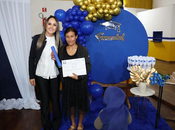 Prefeito Donizete prestigia formatura dos alunos do curso Normal Médio