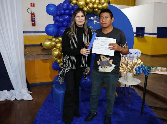 Prefeito Donizete prestigia formatura dos alunos do curso Normal Médio