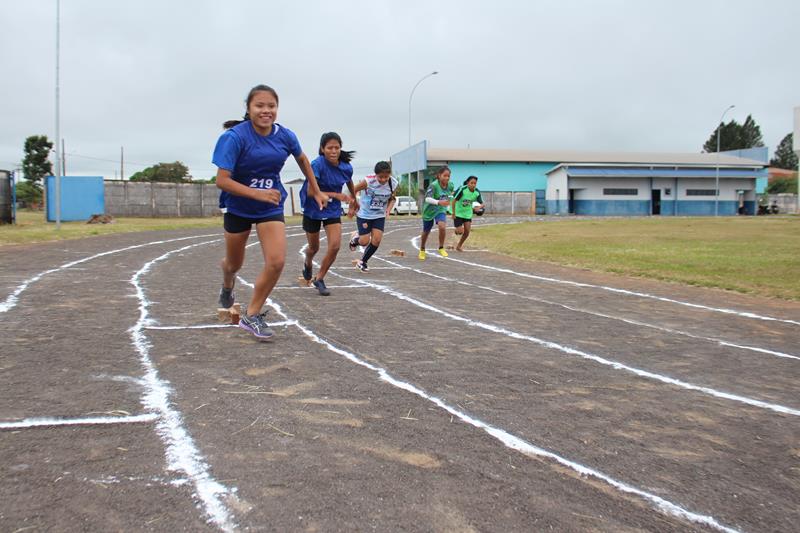 Atletismo abriu nessa segunda os Jogos Intercolegiais 2024 em Amambai